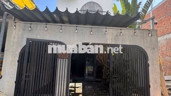 nhà nguyên căn mặt tiền đường diên hồng hoà xuân