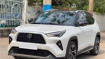 Toyota Yaris Cross HEV 2023 xăng điện 