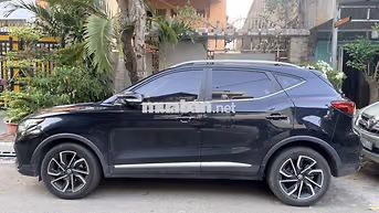 MG ZS 5 chỗ màu Đen