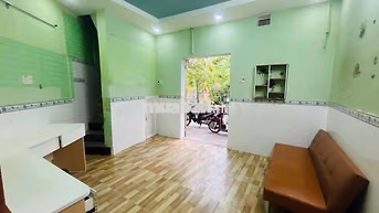 Nhà Sổ chung lầu trệt đường ô tô tận nơi gần ngã tư Bình Trị