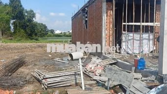 Chính Chủ Cần Bán Đất Gần Chợ Hưng Long