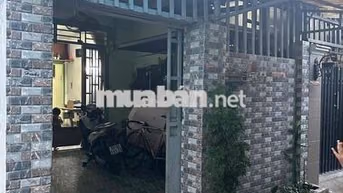 Bán nhà cấp 4 full nội thất 4x20 hẻm ba gác.