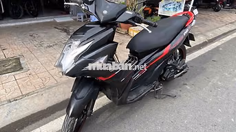 Yamaha Nouvo 6 Tự động màu Đen bs 67 ag