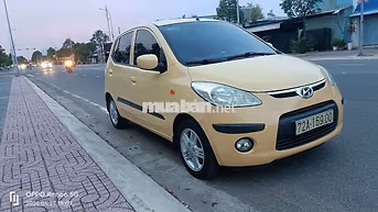 Hyundai i10 2009 Tự động Vàng kem