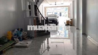 Cho thuê nhà MT  số 7 khu Tên Lửa