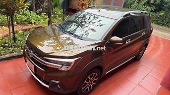 Suzuki XL7 7 chỗ màu Nâu