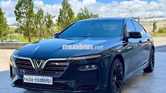 VinFast Lux A2.0 Base 2019 Đen 74000 km