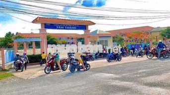 Được chuyển thổ mặt tiền kênh 2 nhựa vào 1 đường thẳng