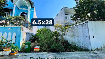 Đất Ngộp trung tâm thị trấn Củ Chi 173m2-950 triệu đường nhựa,sổ riêng