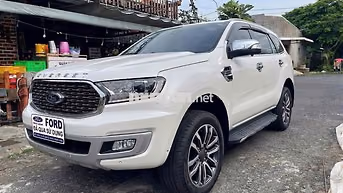 Everest Titanium Bi-Turbo 4x4 sx 2021 lướt 9000km