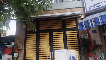 Nhà mặt tiền Tên Lửa, Đối diện Aeon Bình Tân