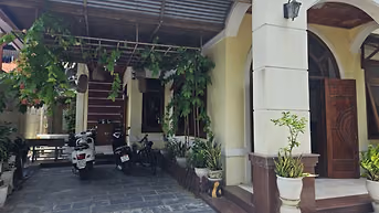 chính chủ cần nhượng lại căn biệt thự 200m2 trung tâm liên chiểu