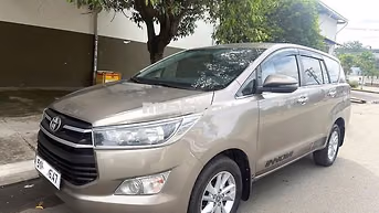 Toyota INNOVA 2019E Nâu đồng Số sàn Xe GiaĐình bán