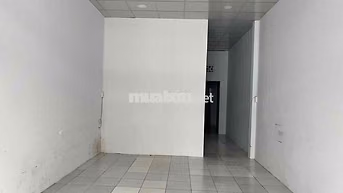 Cho Thuê Nhà Ngay Đại Học Công Thương - DT 4x20m Cấp 4 Gác Lửng 2Pn