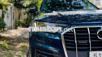 Audi Q7 7 chỗ màu Xanh