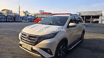 Toyota Rush 1.5 AT 2019 Trắng 7 chỗ