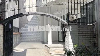 Cho thuê nhà Lam Sơn Tân Bình | 8x16m | Có sân | Trệt lửng 1 lầu | 3PN