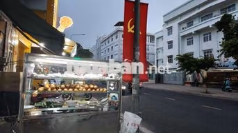 Cho thuê mặt bằng Độc Lập 63m2 đối diện trường học 
