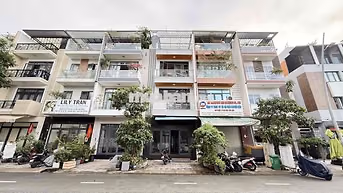CHO THUÊ NHÀ PHỐ JAMONA QUẬN 7 4PN+5WC TRỆT 3 LẦU 30 TRIỆU/ THÁNG