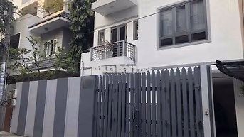 cho thuê biệt thự 10x 16m, trệt 2 lầu, 4pn đường Nguyễn Văn Khối