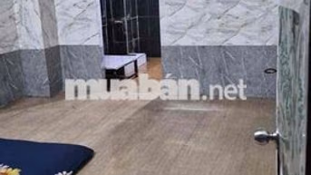 Cho thuê phòng trọ mặt tiền đường XVNT