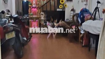 Nhà 2 lầu sân thượng 1 sẹc đường Ba Đình hoàn công đủ