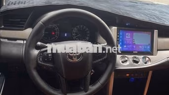 Bán xe INNOVA 8 chỗ 2.0E MT Đk:16/01/2018 mới 90%