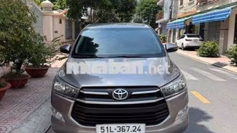 Toyota Innova 2018 Số sàn Nâu 7 chỗ