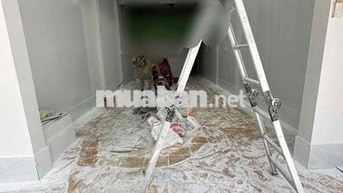cho thuê nhà hẻm tải khu bàu cát p12 tb. DT: 4m x 20m trêt lững 12tr