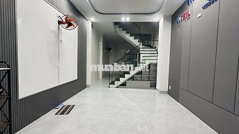🖖🖖Cho thuê nhà 3 tầng MT đường 10m5 NGUYỄN CÔNG HÃNG