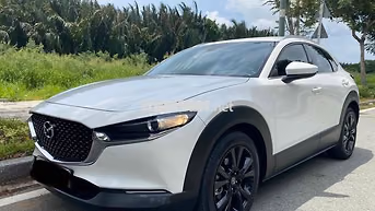 Mazda CX-30 7G Trắng 5 chỗ Tự động