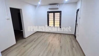 Bán nhà tập thể diện tích 90m2 tại Quỳnh Mai