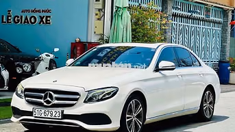Mercedes-Benz E250 2017 Model 2018 Trắng