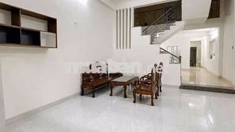 Cho thuê nhà mặt tiền đường 7.5m gần chợ Cẩm Lệ 12tr