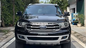Ford Everest 2020 2.0AT 1 cầu Đen 14 vạn km