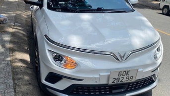 Bán vfe34 sx2022- dk 3/2023 thuê pin tiên phong odo: 46000km