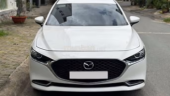 Mazda 3 Luxury 2022 Trắng 50.000 km