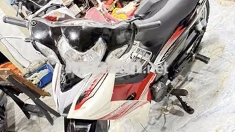 Elegant 50cc đời 2017 Đỏ trắng cho học sinh đi học