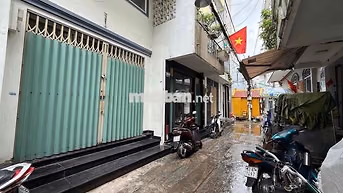 Nhỉnh 6 Tỷ - Hẻm 3 Gác Thông Huỳnh Văn Bánh - Phan Đình Phùng - 3 Tầng