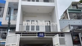 CHO THUÊ NHÀ 48 C12 CỘNG HÒA, TÂN BÌNH – DTSD 324M², CÓ THANG MÁY