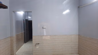 CHÍNH CHỦ CHO SINH VIÊN HOẶC HỘ GĐ THUÊ CẢ NHÀ