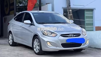 Hyundai Accent 2011 Bạc, số tự động, 145.000km