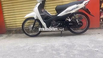 Honda Wave 2024 Trắng 4000 km Việt Nam