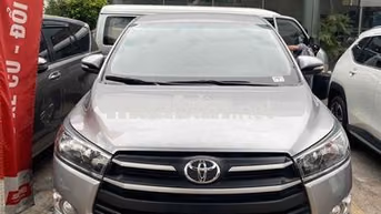 Toyota Innova 2.0MT 2017 / thương lượng