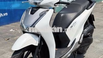 Honda SH 2019 Trắng