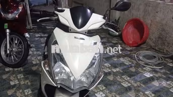 Honda Air Blade Trắng Việt Nam