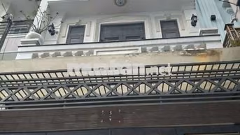 nhà đẹp vào ỏ ngay được gia rẻ 