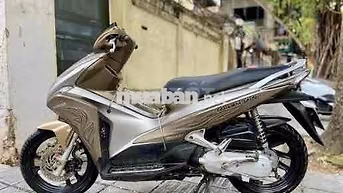 Honda Airblade Xe tay ga