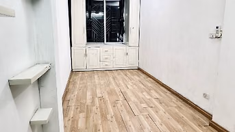Chính chủ cho thuê nguyên căn 5 tầng trung tâm Văn Miếu Quốc Tử Giám