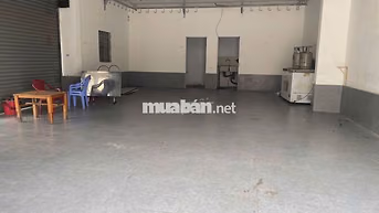 Cho thuê MB Gốc , 7 x 14m, giá 10tr/ tháng
